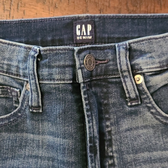 Amazing Gap Jeans NWOT.  28 petite - Picture 6 of 8
